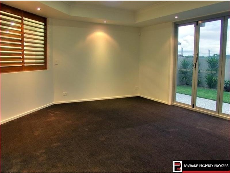 26 Dennisvale Drive, Daisy Hill QLD 4127
