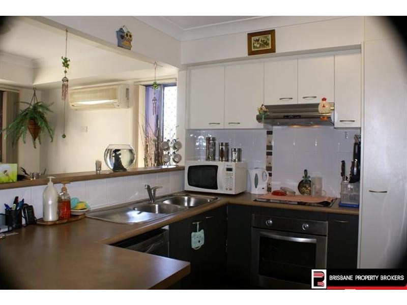 34-42 University Drive, Meadowbrook QLD 4131