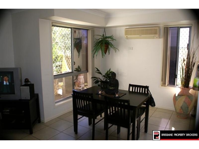 34-42 University Drive, Meadowbrook QLD 4131