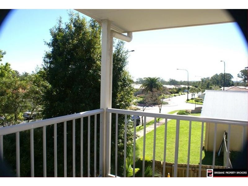 34-42 University Drive, Meadowbrook QLD 4131