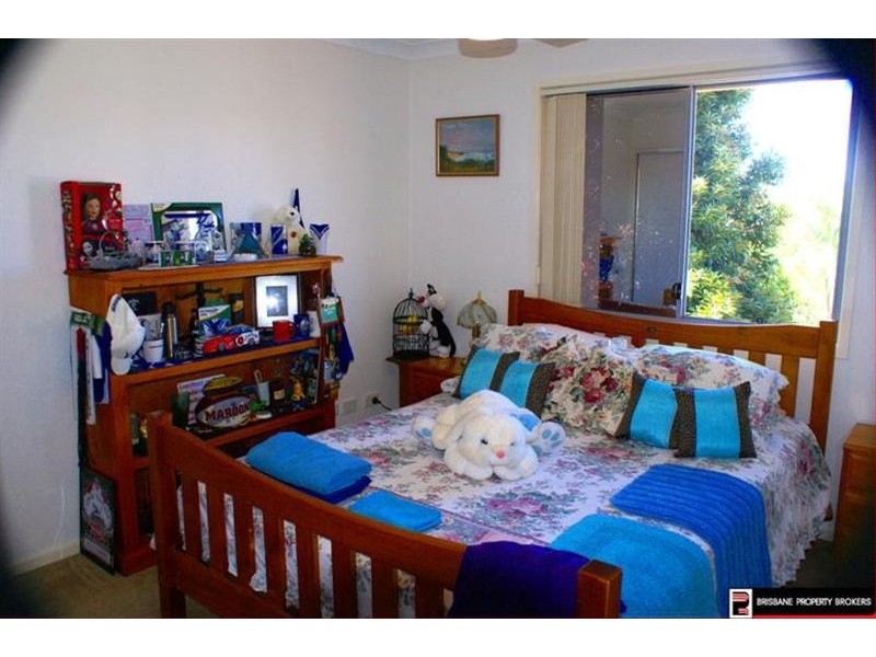 34-42 University Drive, Meadowbrook QLD 4131