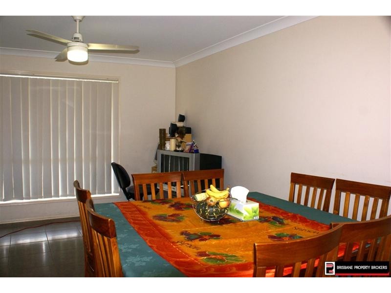 3 Barker Close, Goodna QLD 4300