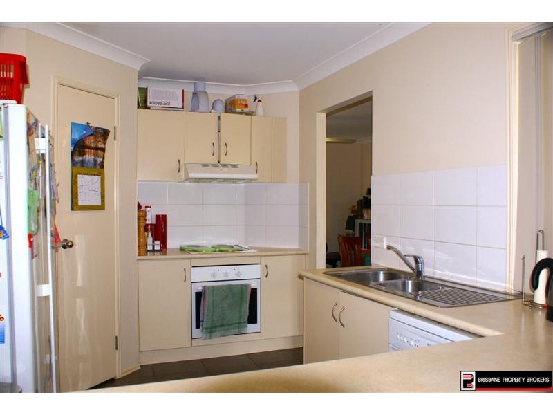 3 Barker Close, Goodna QLD 4300