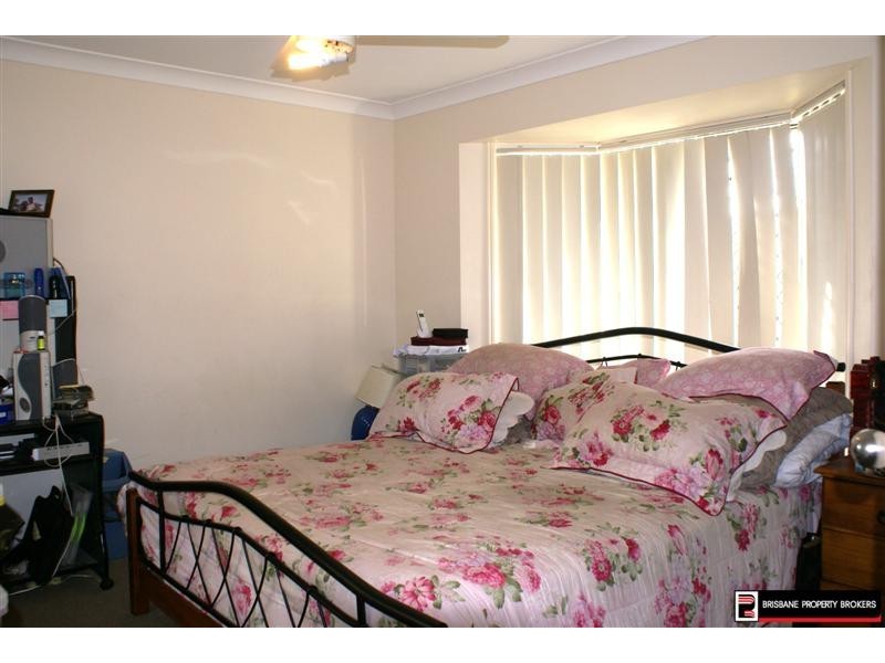 3 Barker Close, Goodna QLD 4300