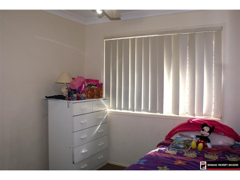 3 Barker Close, Goodna QLD 4300