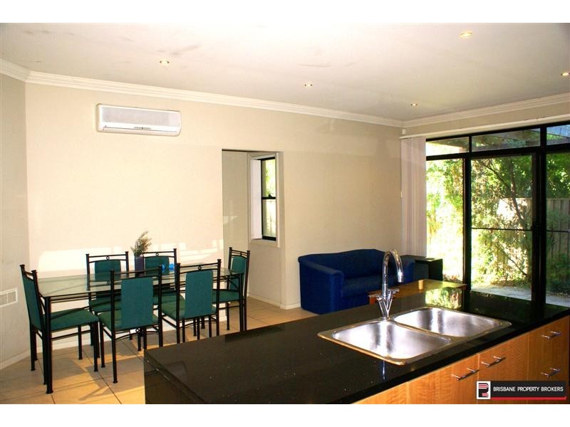 7 Elliott Street, Surfers Paradise QLD 4217