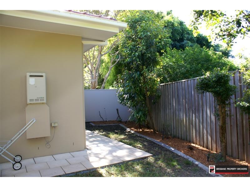 7 Elliott Street, Surfers Paradise QLD 4217