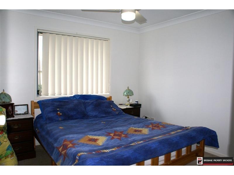 34-42 University Drive, Meadowbrook QLD 4131