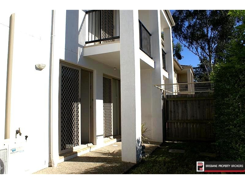 28 Coora Street, Wishart QLD 4122