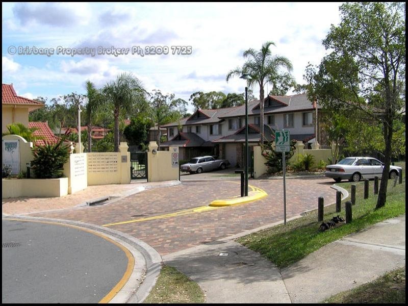 17 Marlow Street, Woodridge QLD 4114