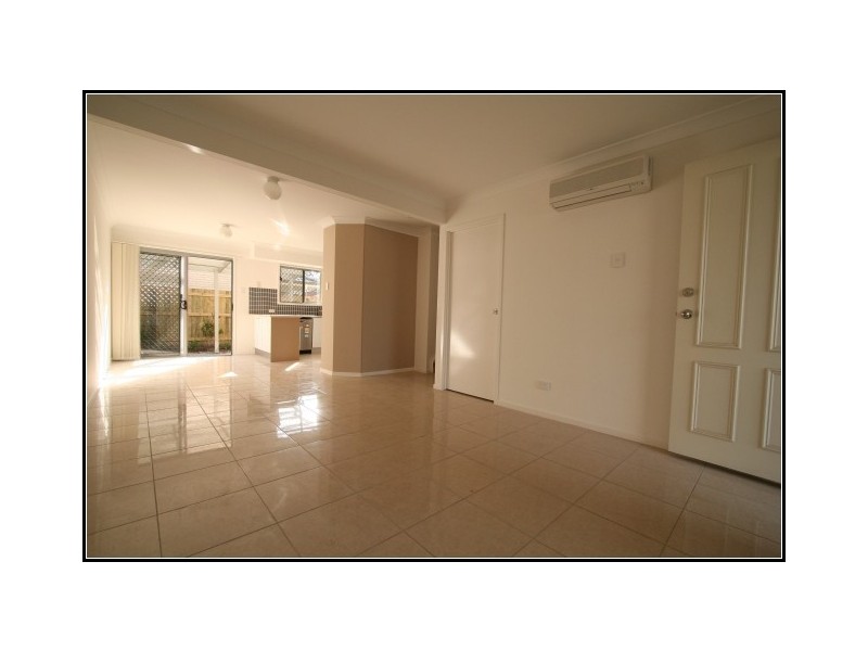 1/175 Fryar Road, Eagleby QLD 4207