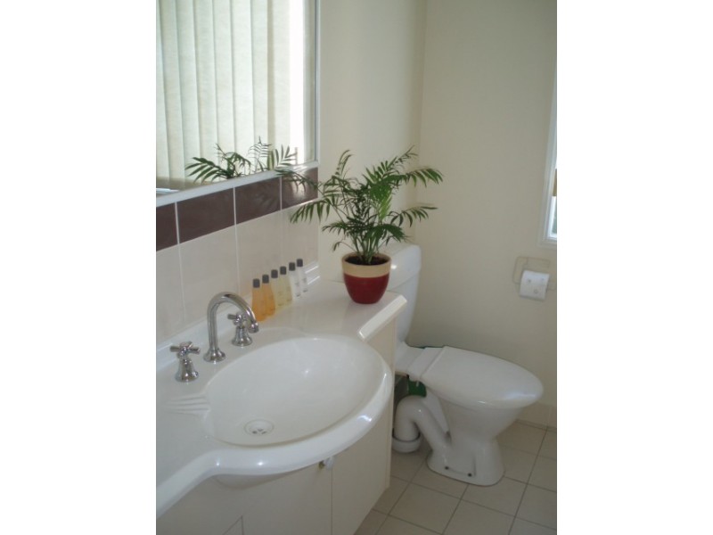 Level 0 100 Bordeaux Street, Eight Mile Plains QLD 4113