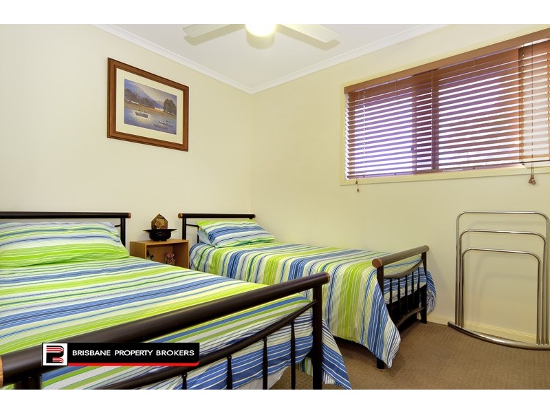 108 Overland Drive, Edens Landing QLD 4207