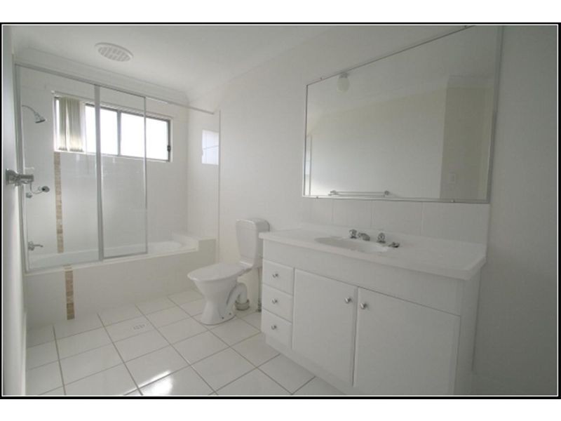 1/175 Fryar Road, Eagleby QLD 4207