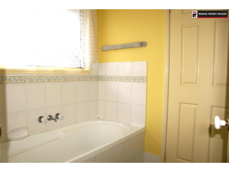 6 Liao Court, Crestmead QLD 4132