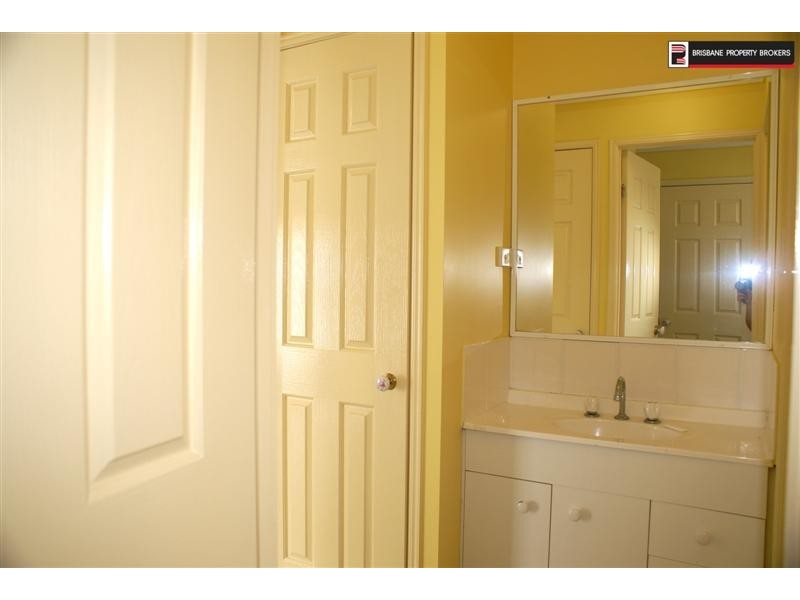 6 Liao Court, Crestmead QLD 4132