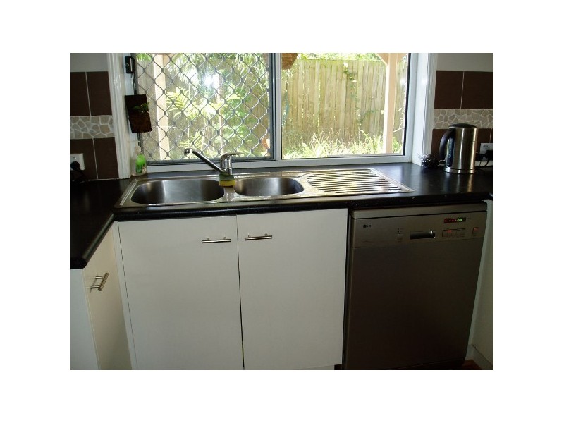 100 Bordeaux street, Eight Mile Plains QLD 4113