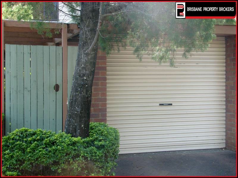 123 Barbaralla Drive (formerly Hall Road), Springwood QLD 4127