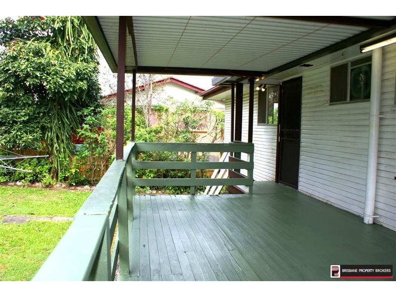 6 Lynch Street, Woodridge QLD 4114