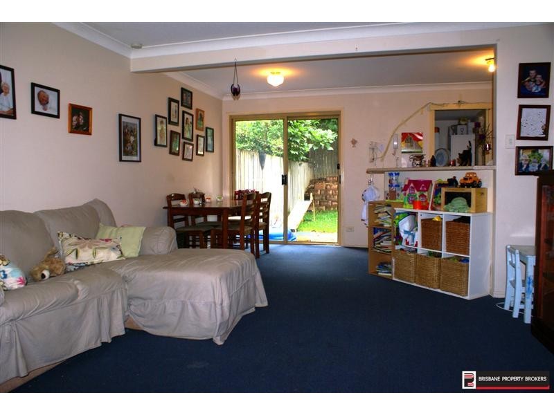 17 Marlow Street, Woodridge QLD 4114