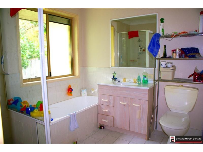 17 Marlow Street, Woodridge QLD 4114