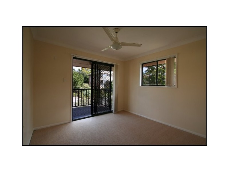 90 Oakleaf Street, Eight Mile Plains QLD 4113