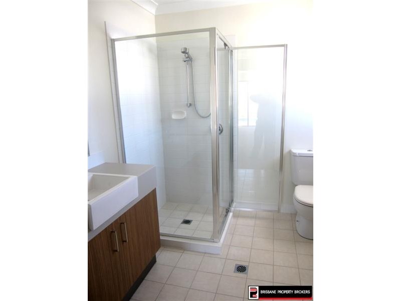 Various Finnin Court, Maudsland QLD 4210