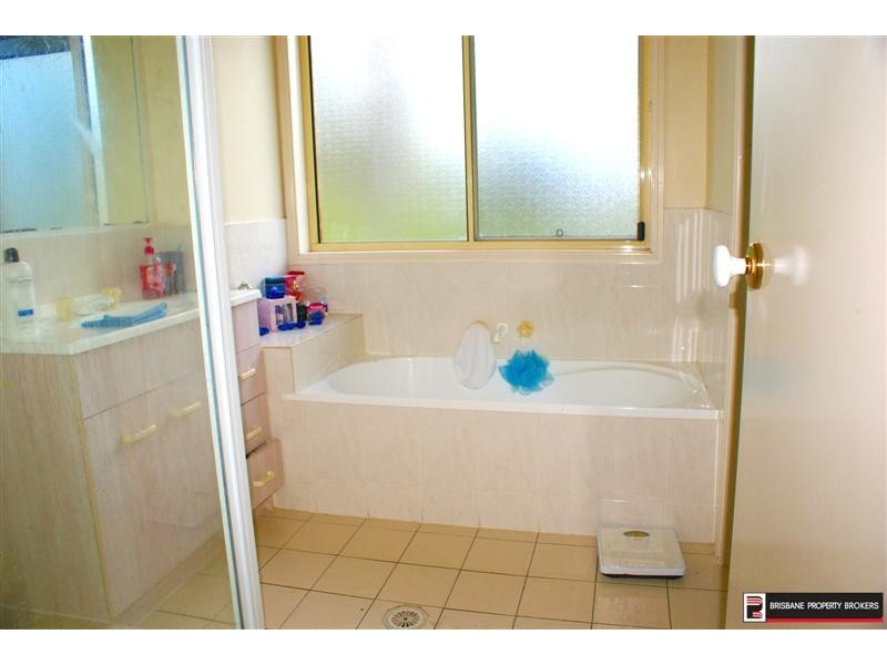 A17 Marlow Street, Woodridge QLD 4114