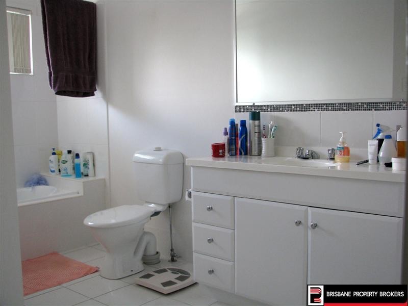 B175 Fryar Road, Eagleby QLD 4207