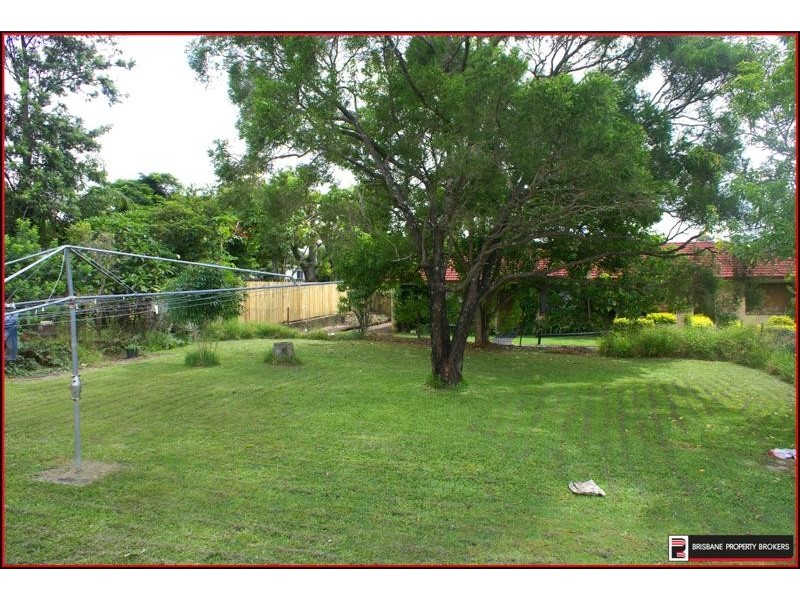 9 Orchid Street, Woodridge QLD 4114