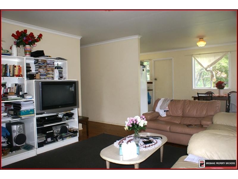 9 Orchid Street, Woodridge QLD 4114