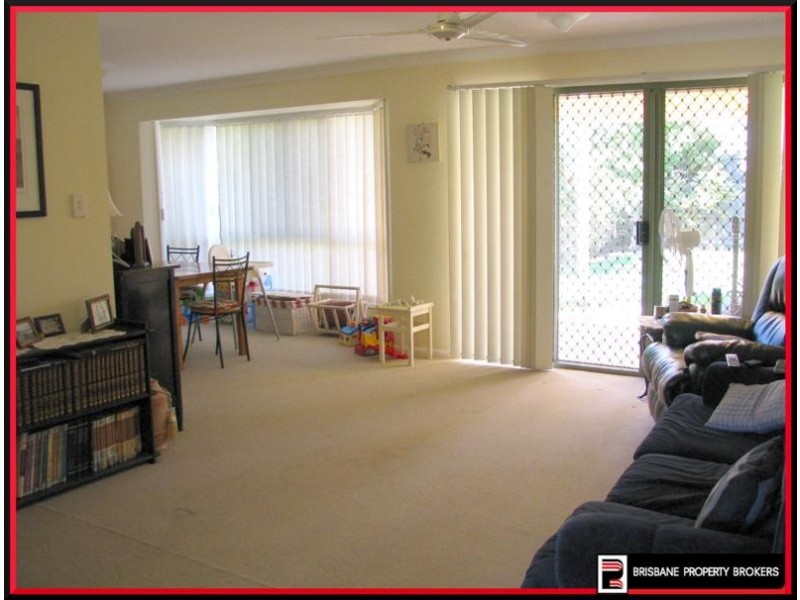 28/100 Bordeaux St, Eight Mile Plains QLD 4113