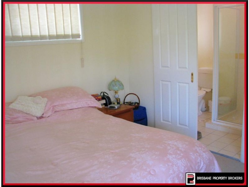 28/100 Bordeaux St, Eight Mile Plains QLD 4113