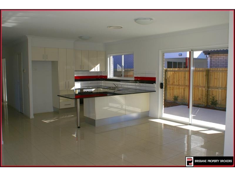 16 Lara Street, Sunnybank QLD 4109