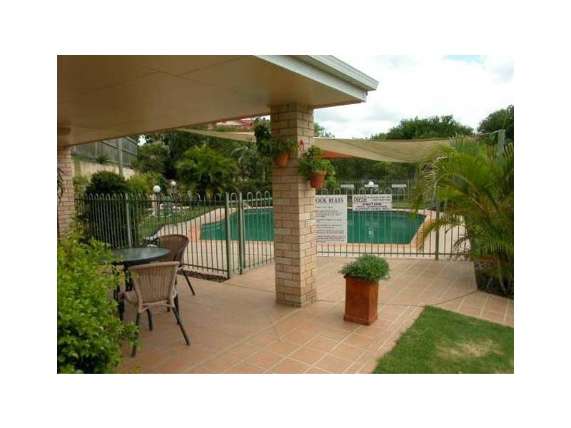 100 Bordeaux Street, Eight Mile Plains QLD 4113