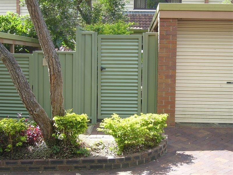 123 Barbaralla Drive (formerly Hall Road), Springwood QLD 4127