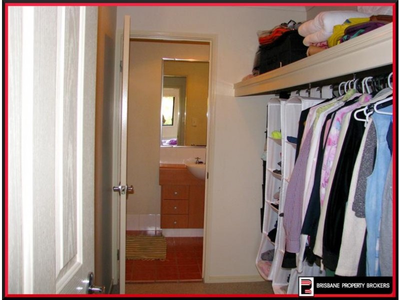 9 San Mateo Boulevard, Eight Mile Plains QLD 4113