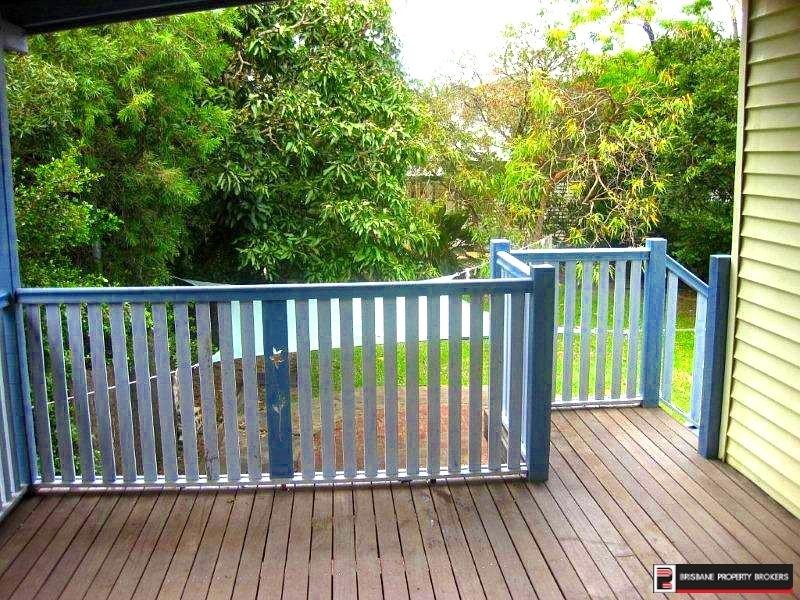 31 Riding Road, Hawthorne QLD 4171