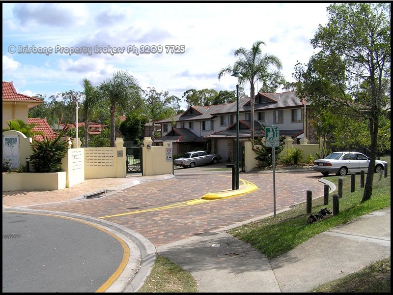 17 Marlow Street, Woodridge QLD 4114