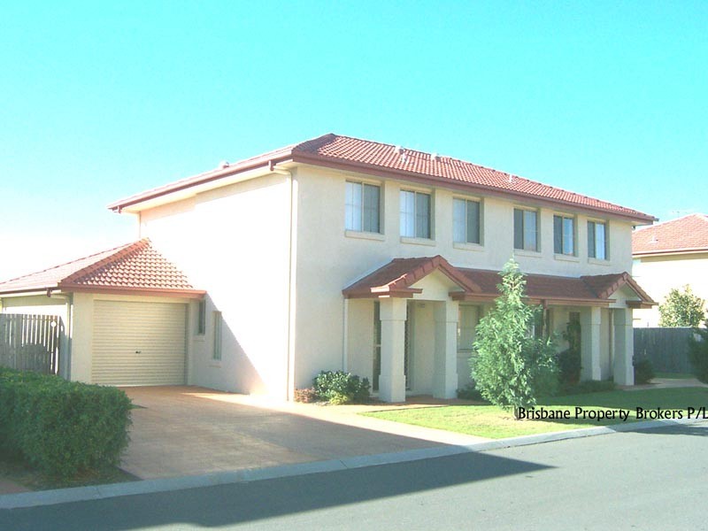 12/20 Young Place, Runcorn QLD 4113