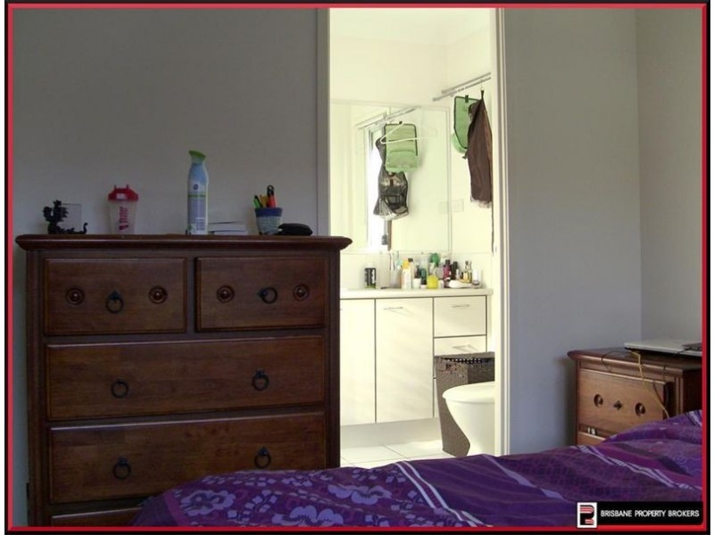 47 Paul Drive, Regents Park QLD 4118