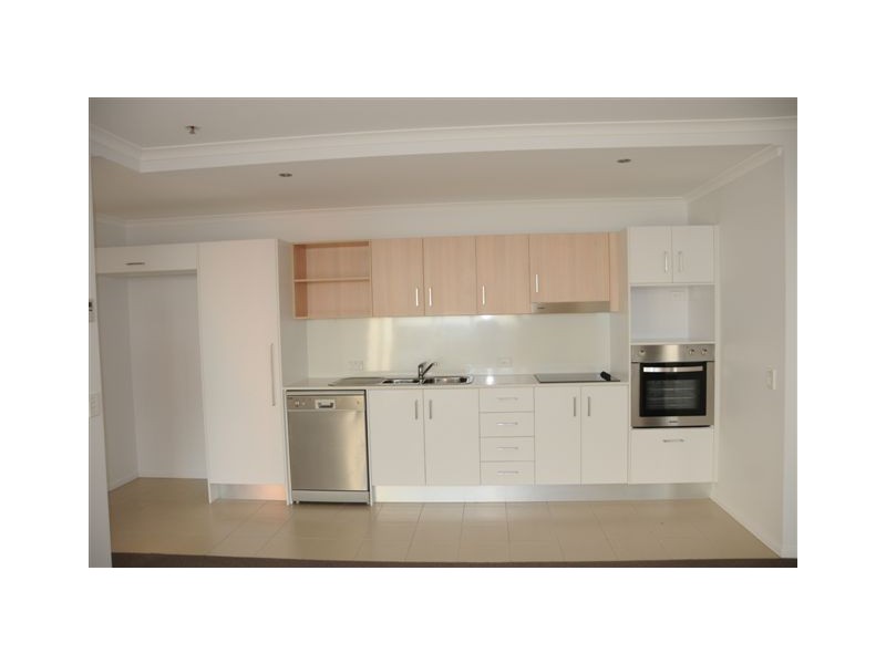 1202 102 – 108 Victoria Parade, Rockhampton QLD 4700