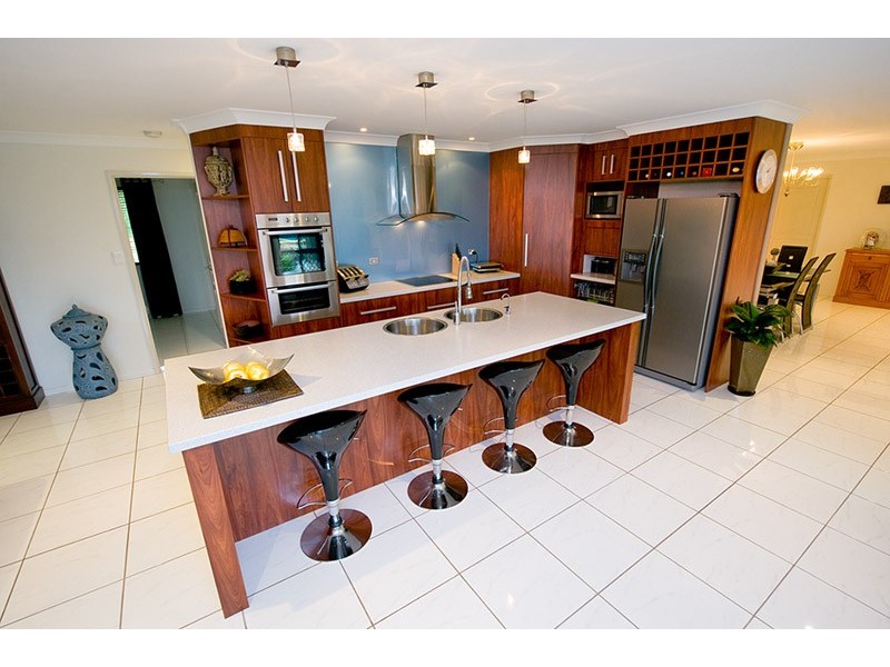 1 Goldfinch Drive, Parkhurst QLD 4702