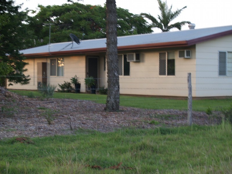 402 Laurel Bank Road, Alton Downs QLD 4702
