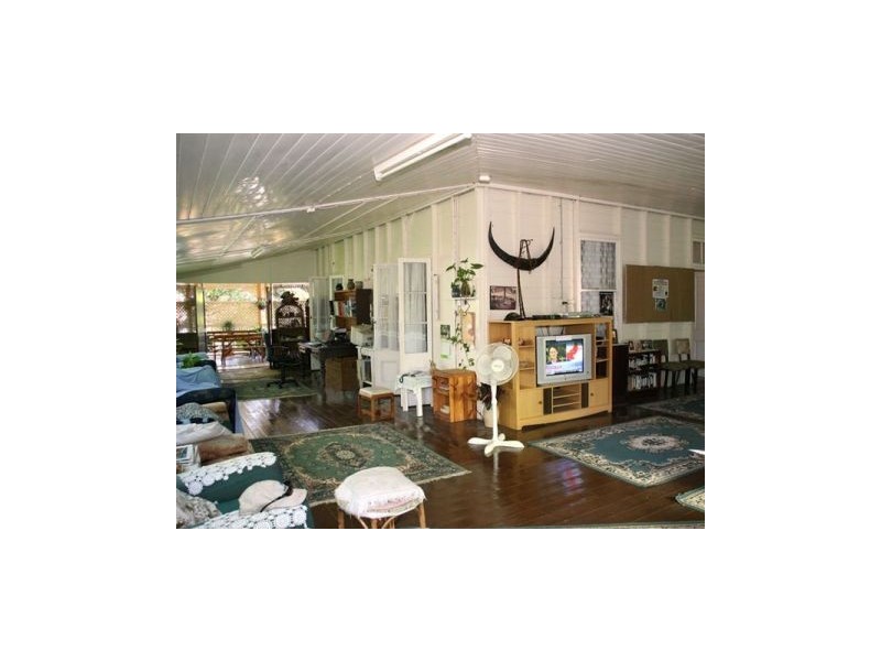 10 Henry Street, The Range QLD 4700