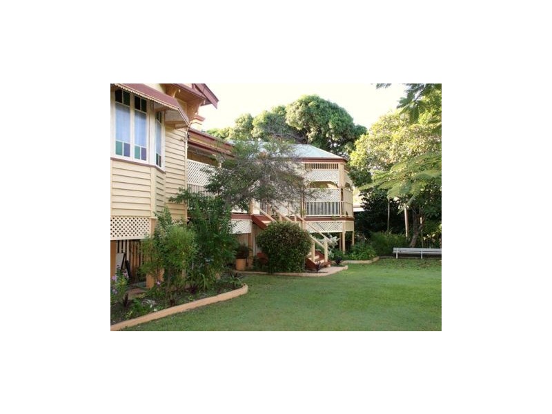 10 Henry Street, The Range QLD 4700