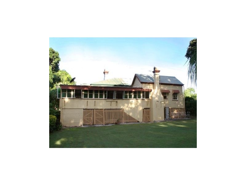 10 Henry Street, The Range QLD 4700