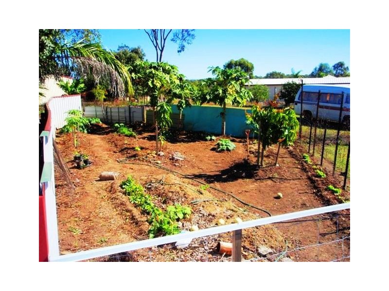 15 Darr Avenue, Glenlee QLD 4711