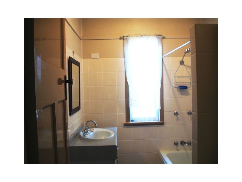 162 Nobbs Street, Berserker QLD 4701