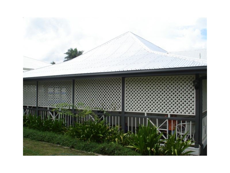 99 Cambridge Street, The Range QLD 4700